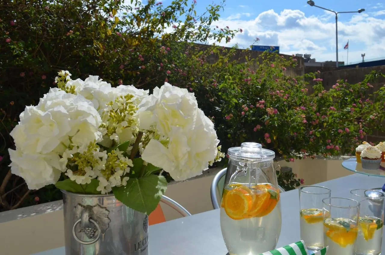 Guest house City Living Suite Tk 1 Rm 1 Saint Julian's Malta