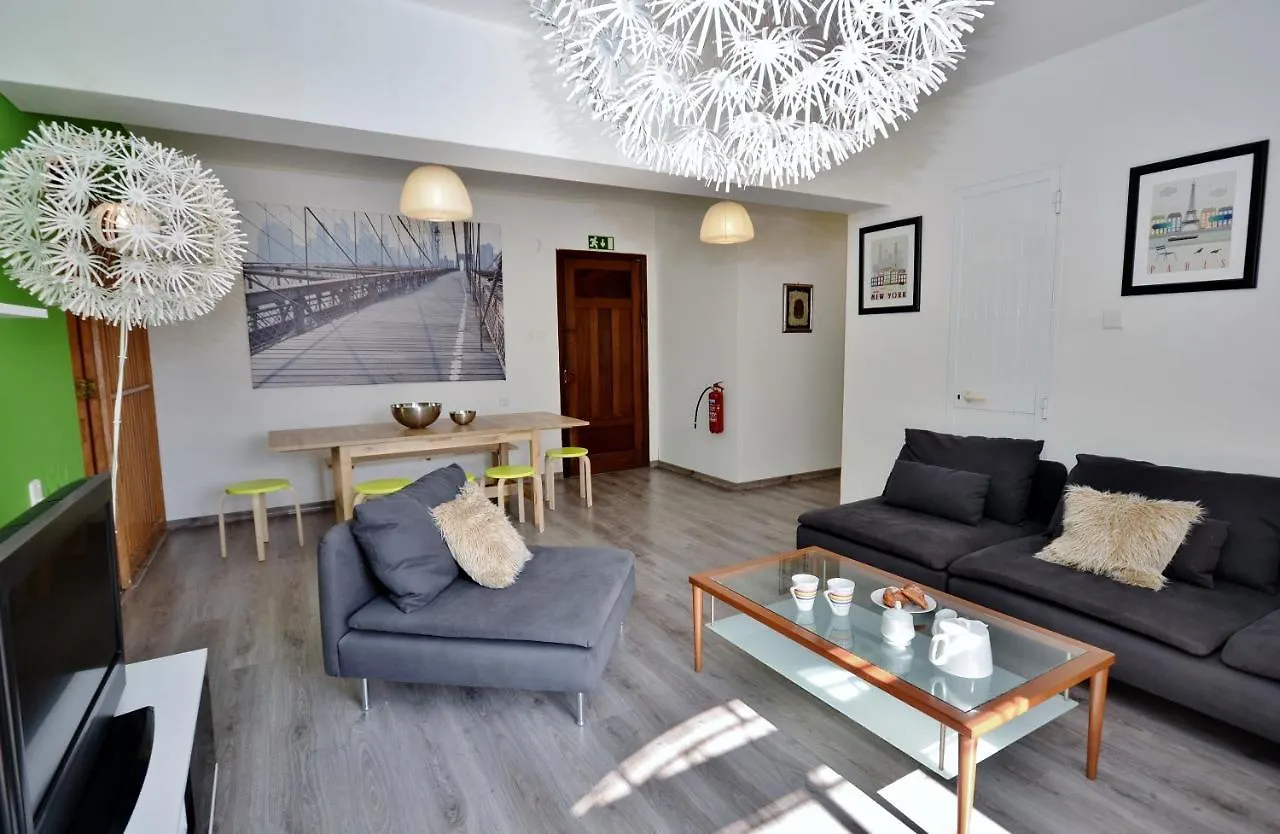 City Living Suite Tk 1 Rm 1 Saint Julian's Guest house
